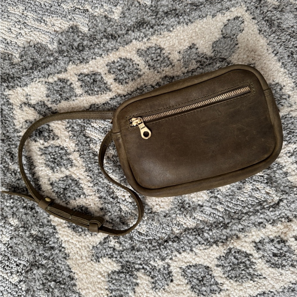 Parker Clay Desta Belt Bag